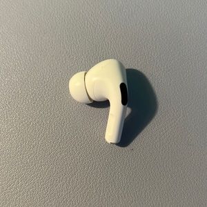 Apple AirPod Pro Replacement (Single-left)